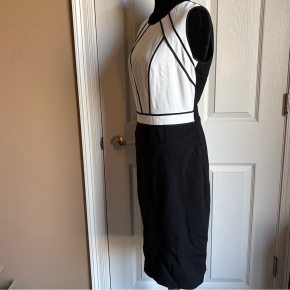 WHITE HOUSE BLACK MARKET Piped Sheath Dress - Picture 13 of 15